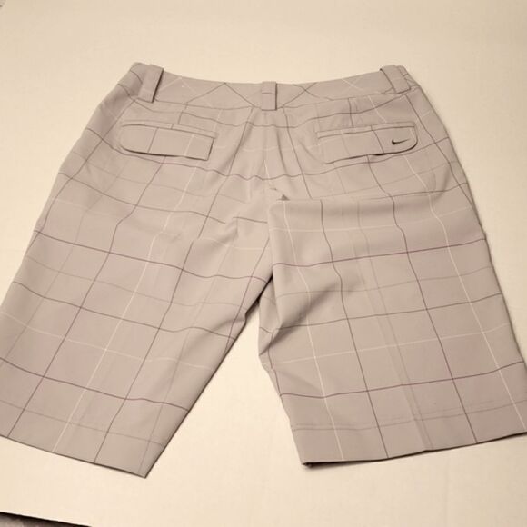 Nike Dri-Fit Golf Shorts Men's Size 8 Pinstripes Deep Pockets Logo Embroidered - Picture 11 of 11